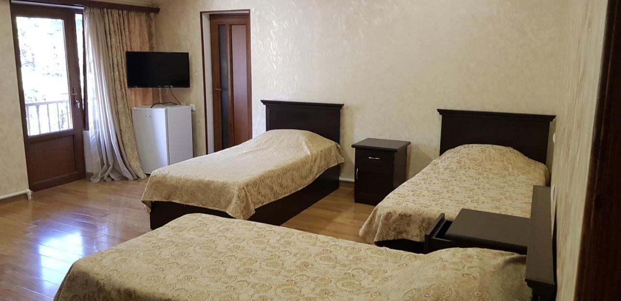 Ruzan Hotel Ijevan Exterior photo