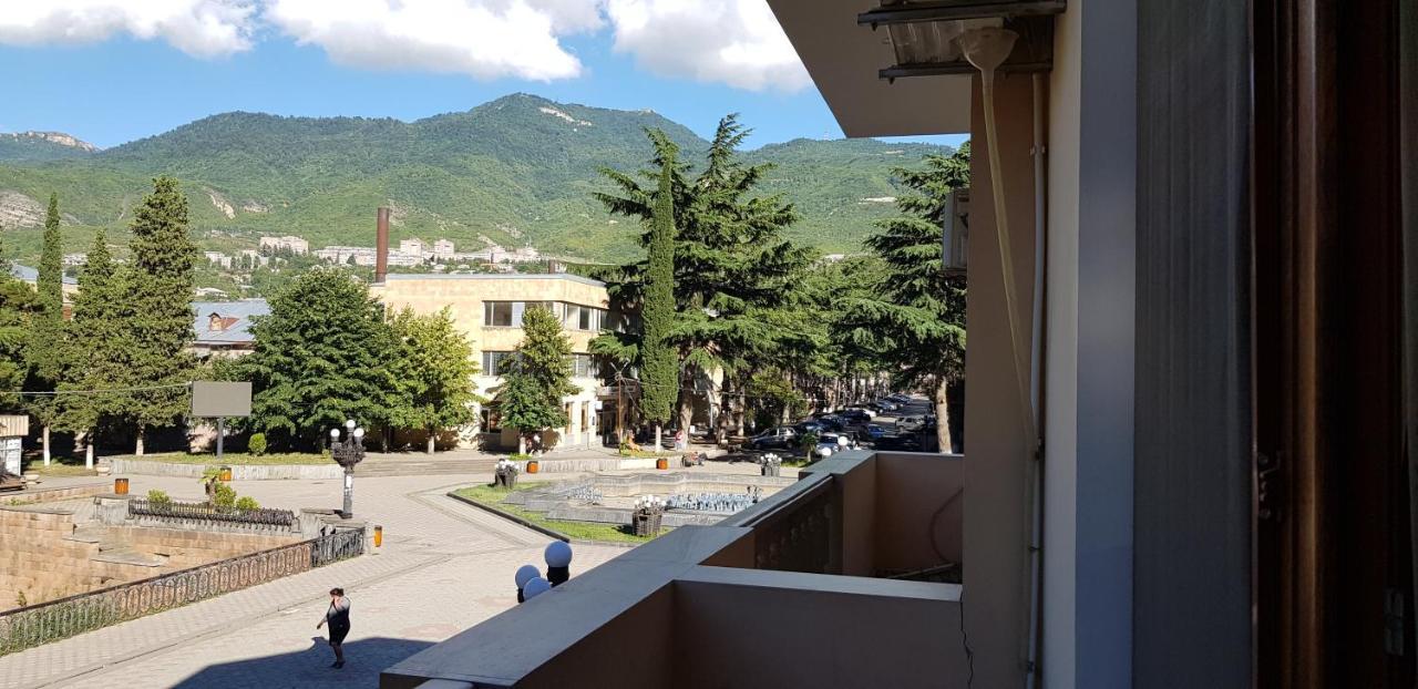 Ruzan Hotel Ijevan Exterior photo