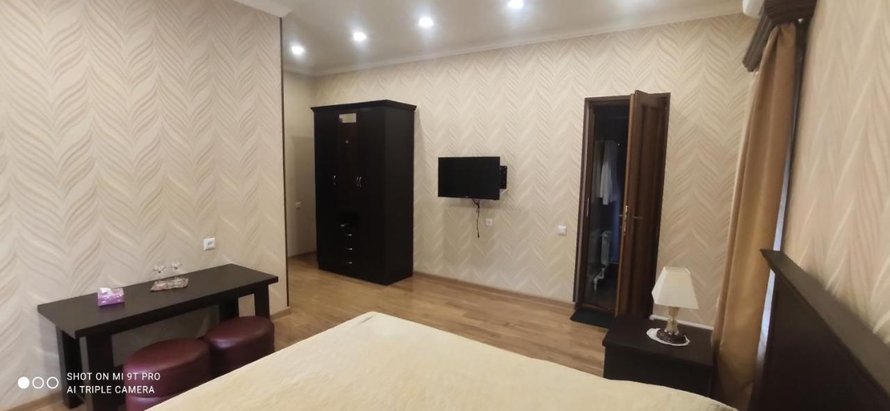 Ruzan Hotel Ijevan Exterior photo